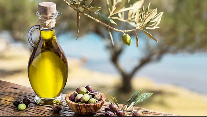 wellhealthorganic.com:diet for excellent skin care oil is an essential ingredient